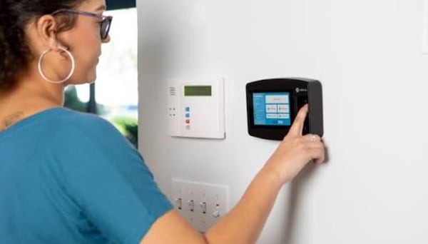 Selecting the Best Type of Time Clock for Your Business