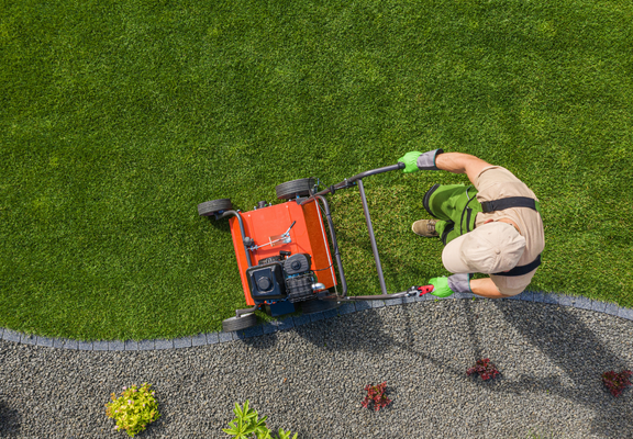best-time-clock-software-for-lawn-care-hero